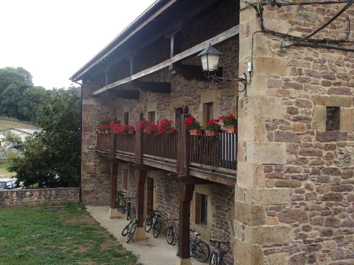 Casa Rural Txolinenea Hostal Lantz Exterior foto