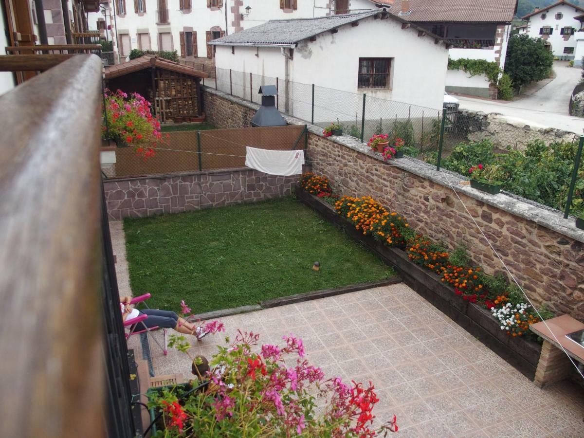 Casa Rural Txolinenea Hostal Lantz Exterior foto